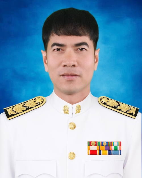 นายณัฏฐปิญชาน์ พิชญาชมชื่น