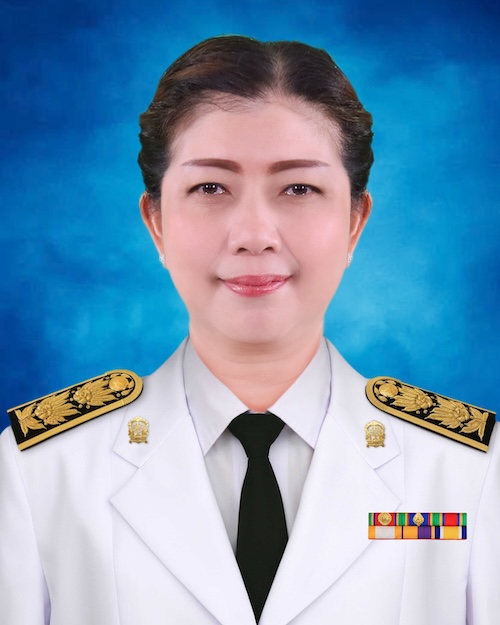 น.ส.อรุณรัตน์ โพธิ์อ่อง