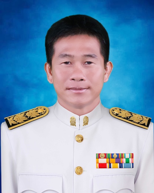 นายธิติพงศ์ มาสี