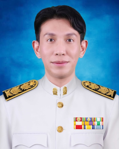 นายนิสิต ชำนาญเพชร