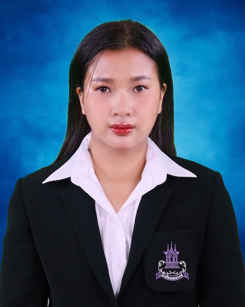 นางสาววิชญาพร บุญหนุน