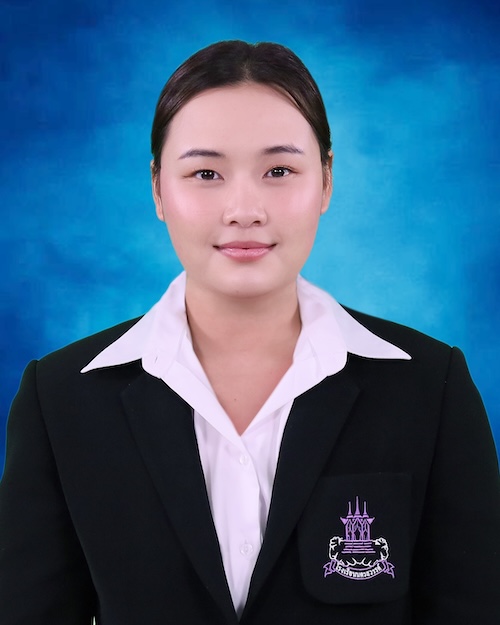 นางสาวกมลชนก ศิริเจริญ